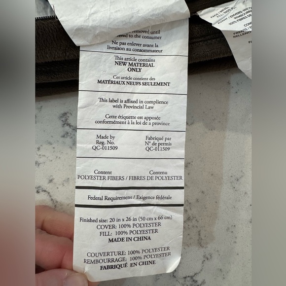 UGG Standard Size Pillow Shams 2 Brown Grey Zip Closure Soft Great Condition - Picture 10 of 12